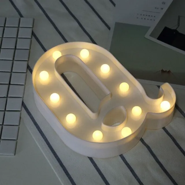 Světelná LED písmena q