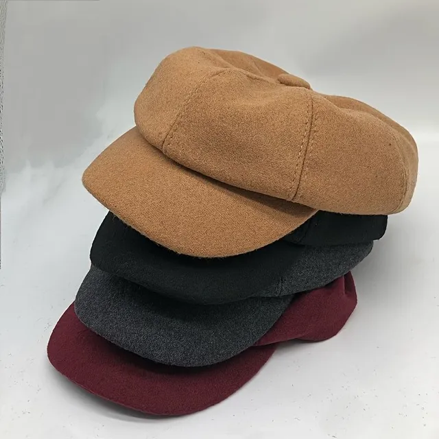 Prosty jesienny beret damski