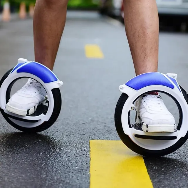 Portable multifunctional pedal wheel for home exercises