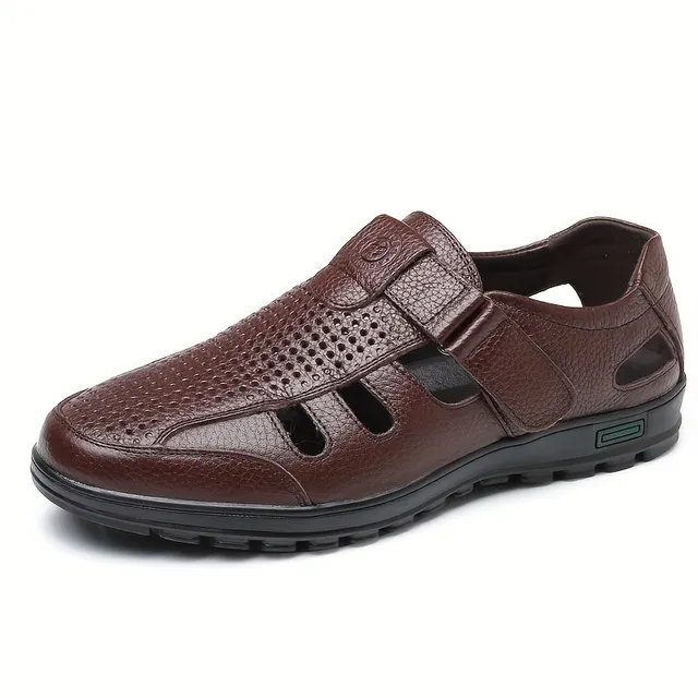 Men's Sandals with Breathable Holes, Resistant Against Worth