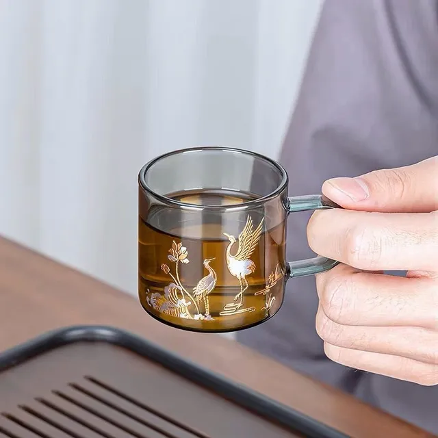 Elegant heat resistant glass cup for tea