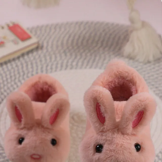 Cute baby slippers with bunny ears - winter homemade shoes to keep warm