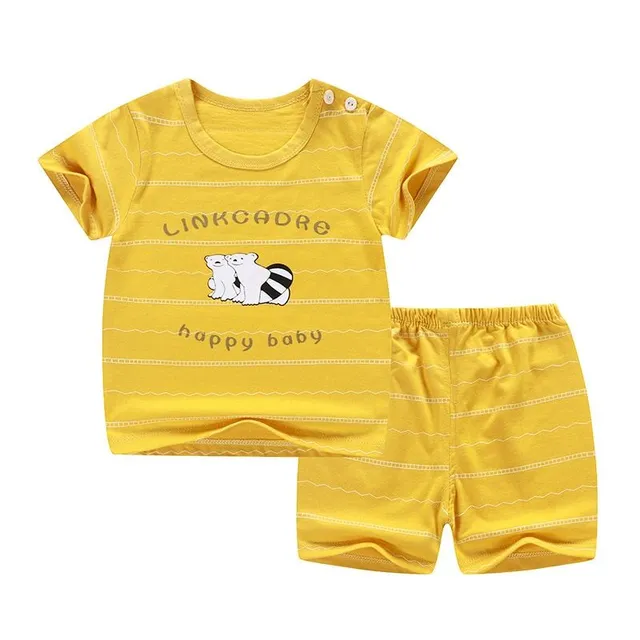 Set of children's shorts and short-sleeved T-shirt