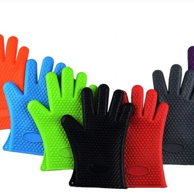 Silicone kitchen gloves