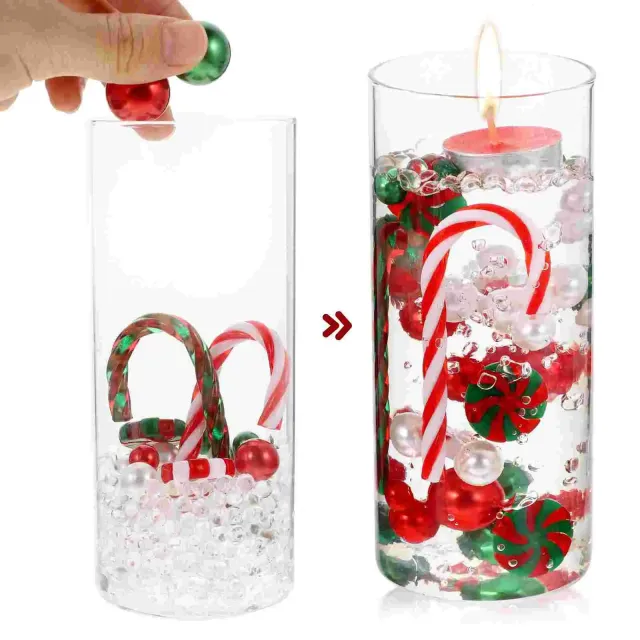Vánoční výplň do vázy obsahující korálky, bonbony a hůlky