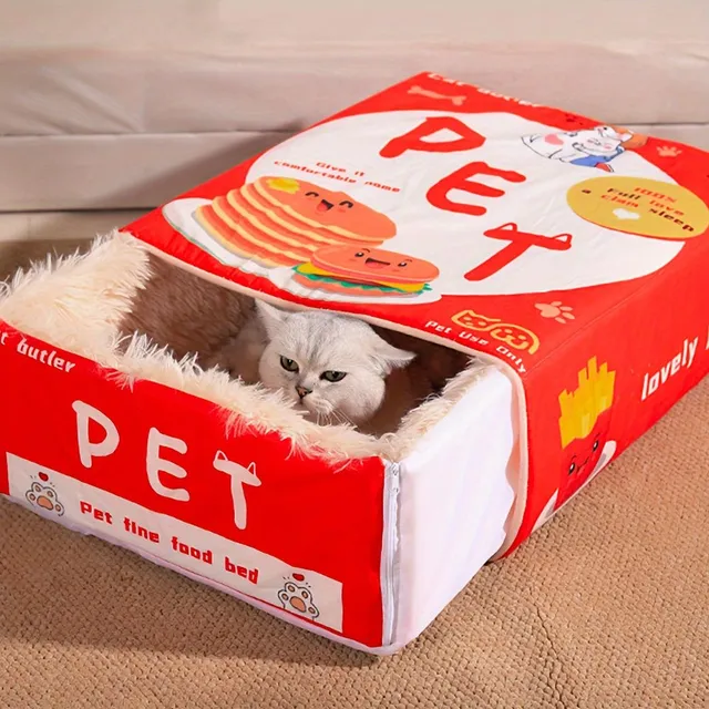 Cozy cat house snack box, ideal all year round