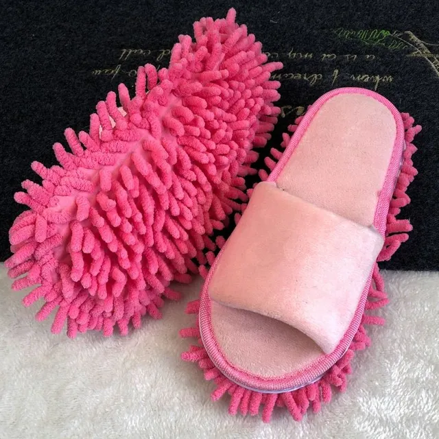 Papuci de curățare practici cu talpă specială pentru ușurarea ștergerii