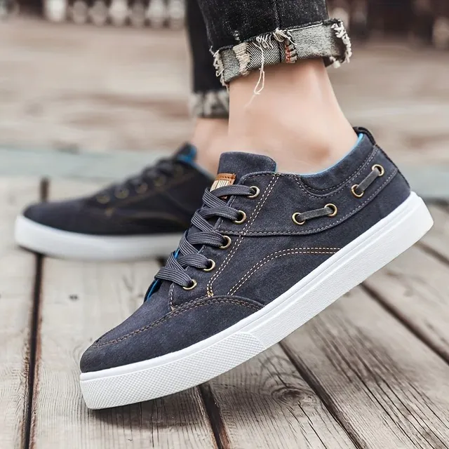 Men's canvas skateboard sneakers, breathable and light for laceration