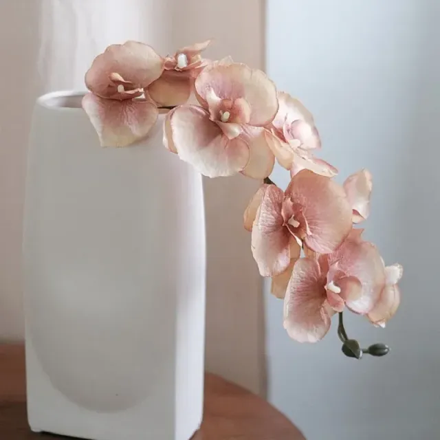 Orhidee artificială Phalaenopsis - decor pentru vază