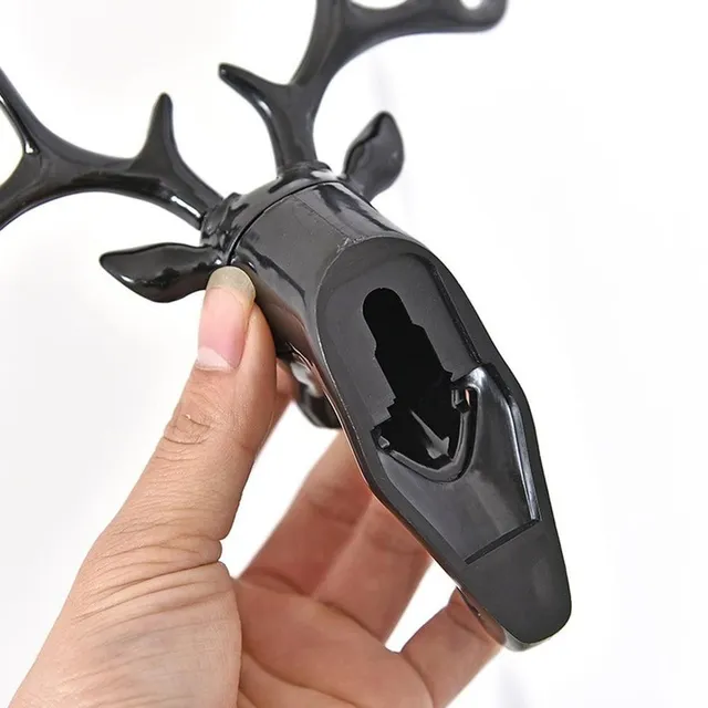 Deer-shaped hanger