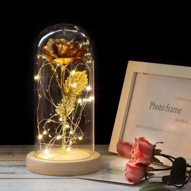 Rose LED dans un vase en verre