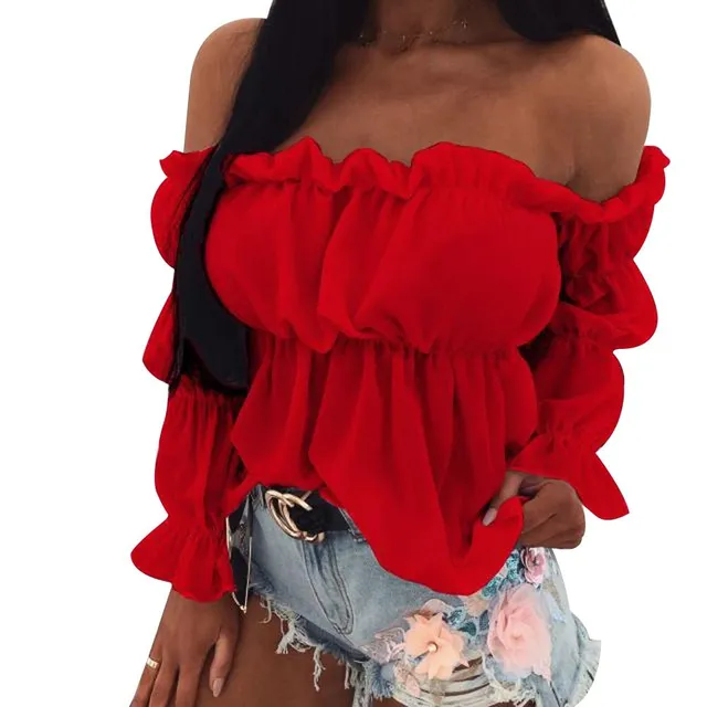 Summer blouse with exposed shoulders
