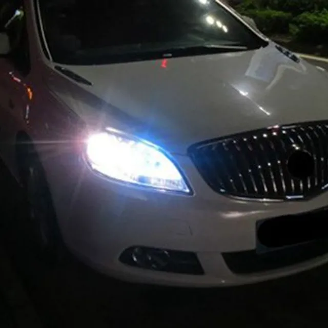 LED fehér autó izzó - 10 db