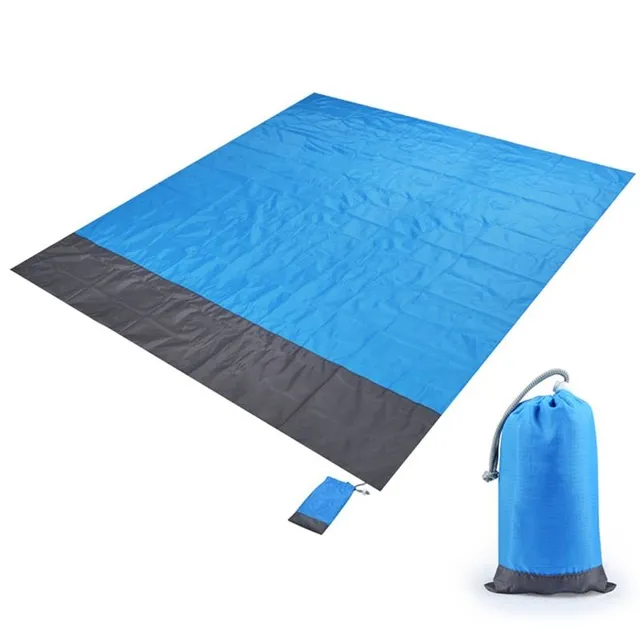 Waterproof beach blanket in different colours