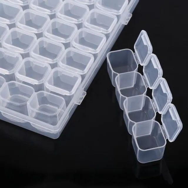 Plastic jewellery box - clear