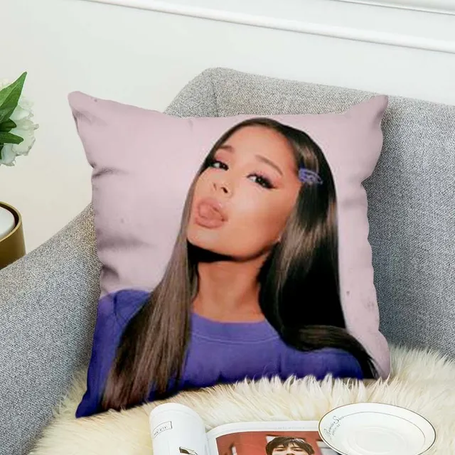 Pillowcase Ariana Grande 45x45cm v9