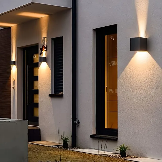 Lumină LED de perete pentru exterior cu conexiune cablată - Design modern negru, lumină caldă, rezistentă la apă IP65, potrivită pentru utilizare interioară și exterioară