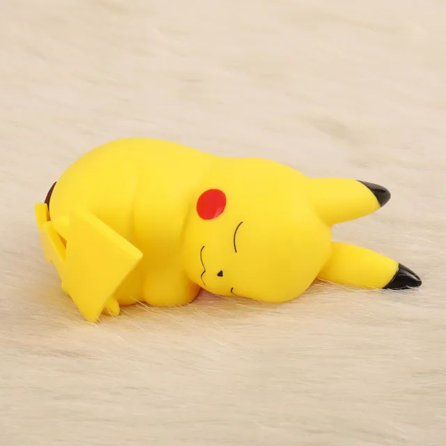 Roztomilé nočné svetlo s motívom spiaceho Pikachu