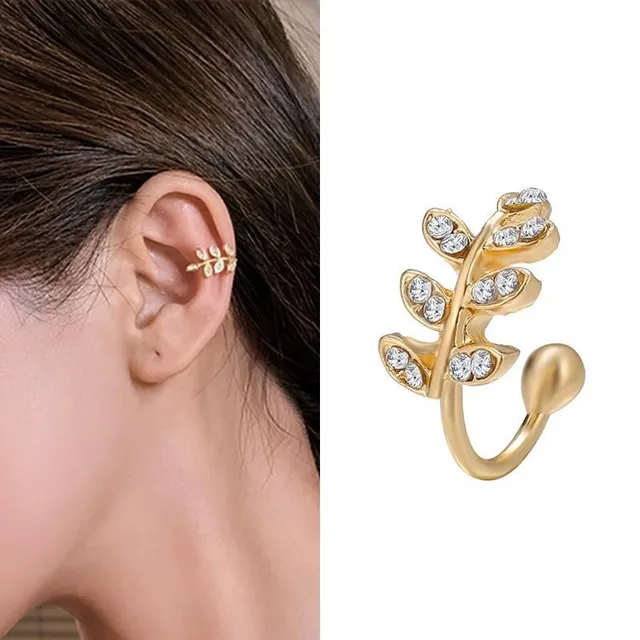 Fake earrings over the whole ear - different variants