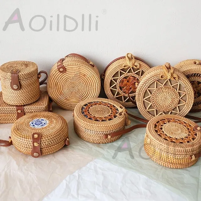 Rattan round handbag