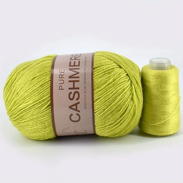 Beautiful 98% cashmere yarn for hand knitting and crochet - soft and suitable for machines - ball for scarves, sweaters and more