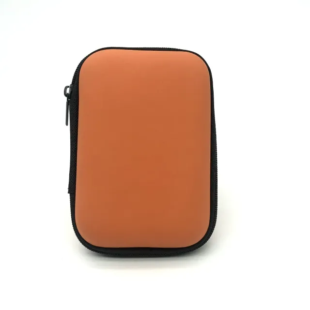 Zipped travel hard case for all types of playing cards