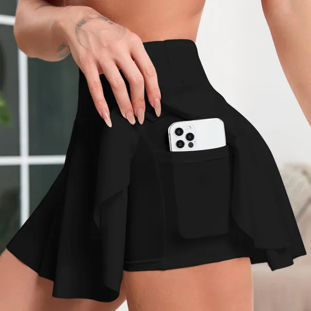 Tennis skirt with a wide ribbon in the waist and a volley line for active movement