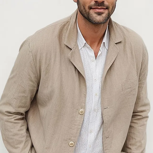 Men's versatile lightweight blazer with chest pockets and cuffs