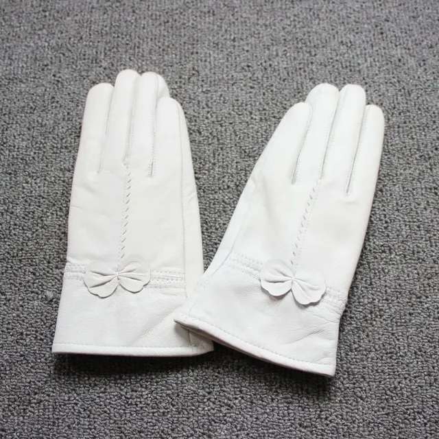 Ladies leather gloves with bow white