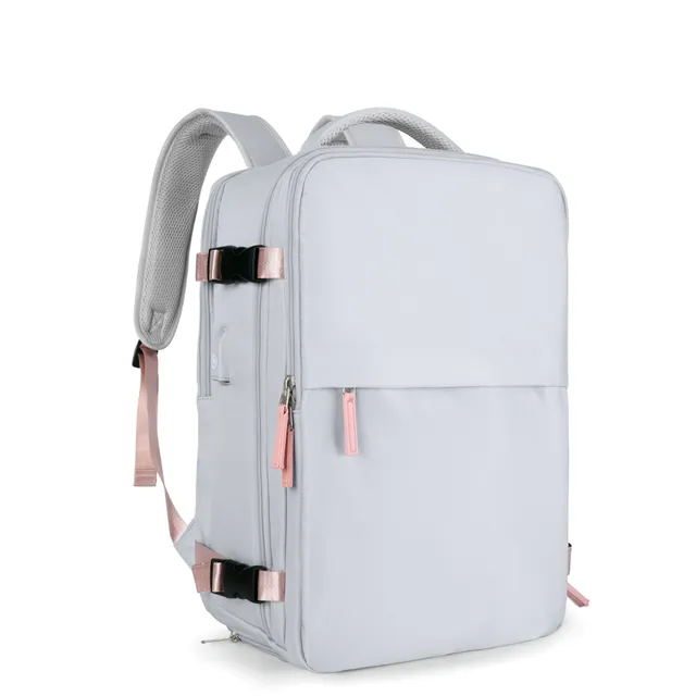 Przestronny plecak na krótkie podróże - 39,6 cm, port 