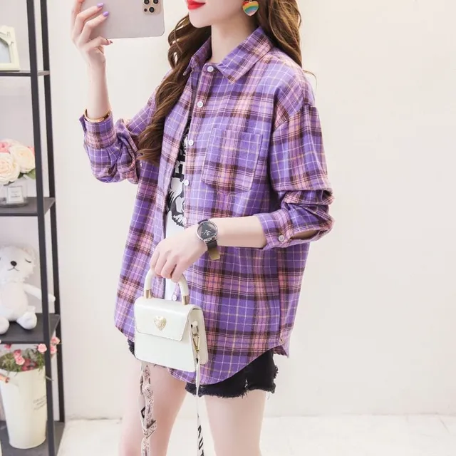 Women's free time flannel shirt with long sleeve