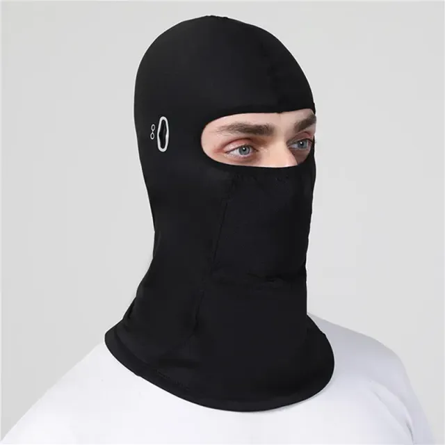 Fleece mask for winter sports - stay warm and protected from wind and cold