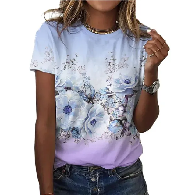 Short sleeve T-shirt with plant and flower print, O-neck and loose fit for women