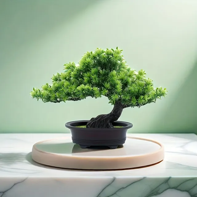 Faszinierender Mini-Bonsai aus künstlicher Kiefer