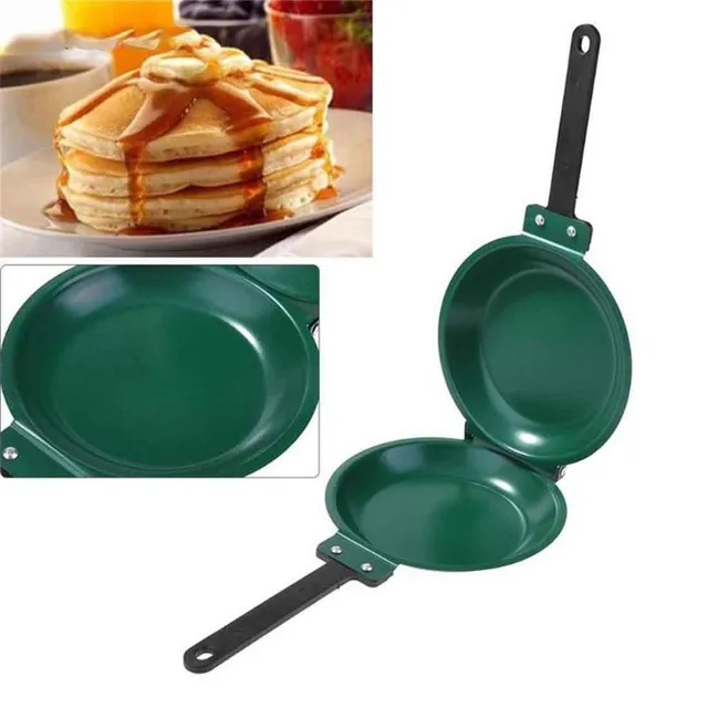 Double-sided pan for pancakes