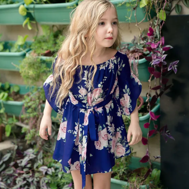 Robe d'été à fleurs pour maman et fille