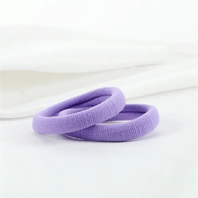 Sada moderných elastických športových gumičiek Kira