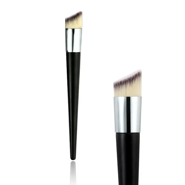 Make up brush