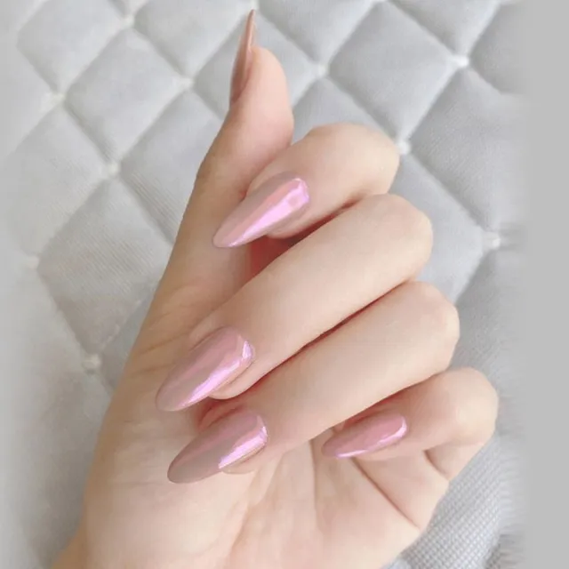 Modern fine artificial nails Anna