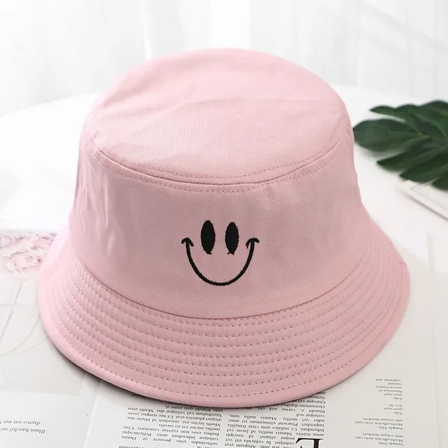 Unisex hat with smiley