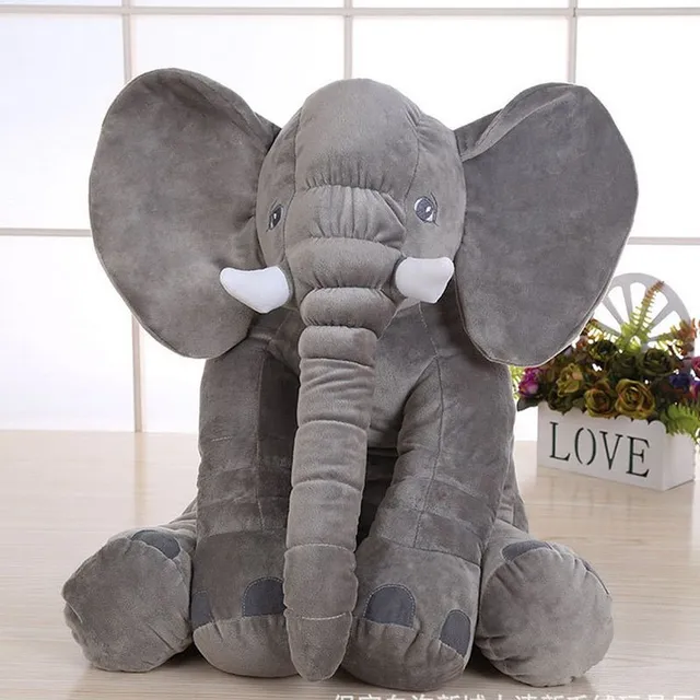 Aranyos plüss elefánt, amely párnaként is használható