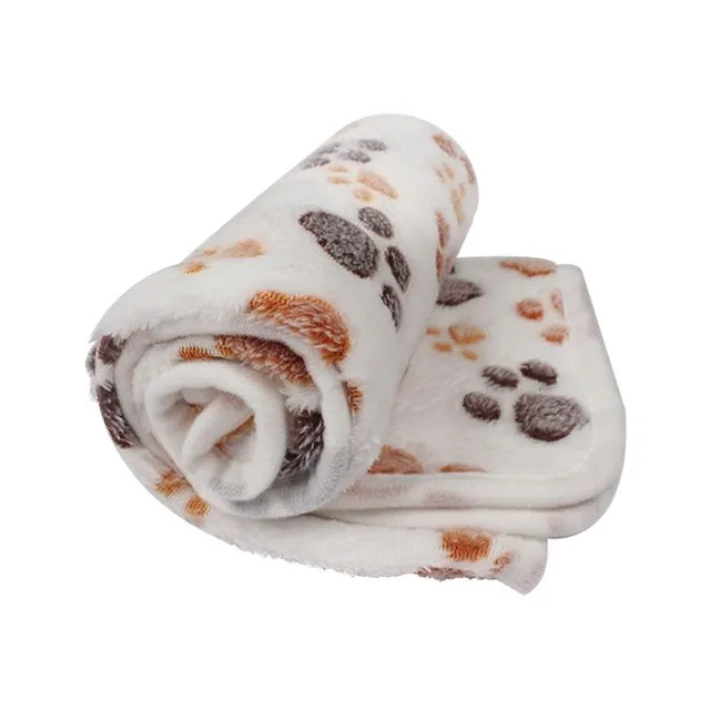 Fleece blanket for pets of all sizes