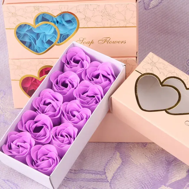 Gift set of 10 bath soaps in the shape of roses