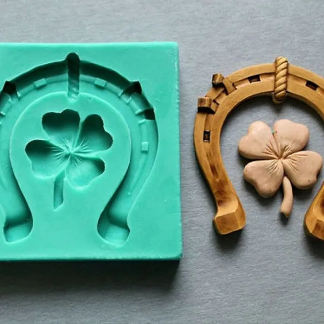 Silicone mould horseshoe and four-leaf clover