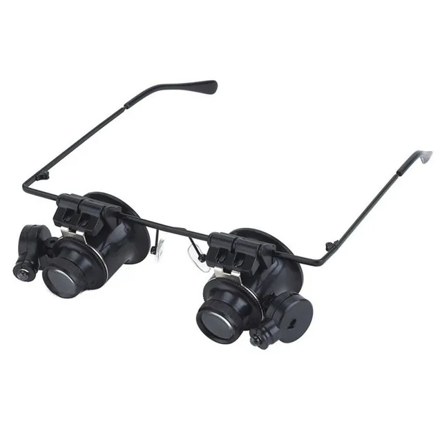 Enlargement glasses with 20x approach with lamp