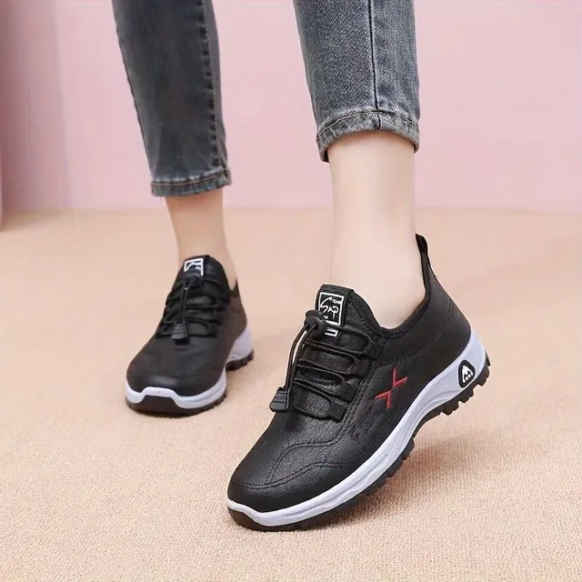 Women's winter stylish sneakers with waterproof and anti-slip sole, heated and made of high-quality artificial leather for outdoor activities