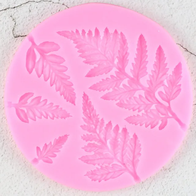 Silicone baking mould fern leaf