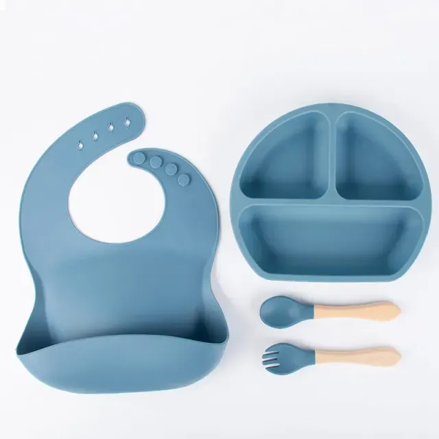 Set of 4 children's table utensils made of silicone - Plate, teaspoon and fork with wooden handle, silicone necklace without BPA content for infants