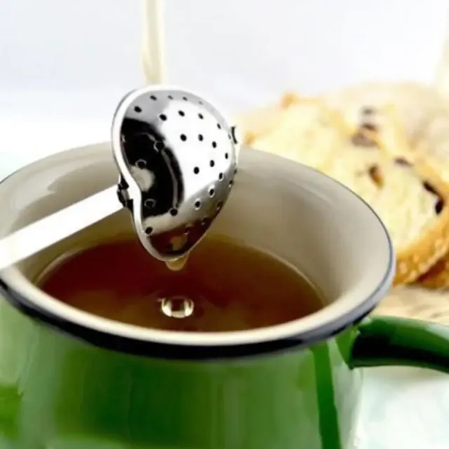 Praktické nerezové sítko na sypaný čaj ve tvaru srdce - ve stylu lžičky, vhodné jako dárek