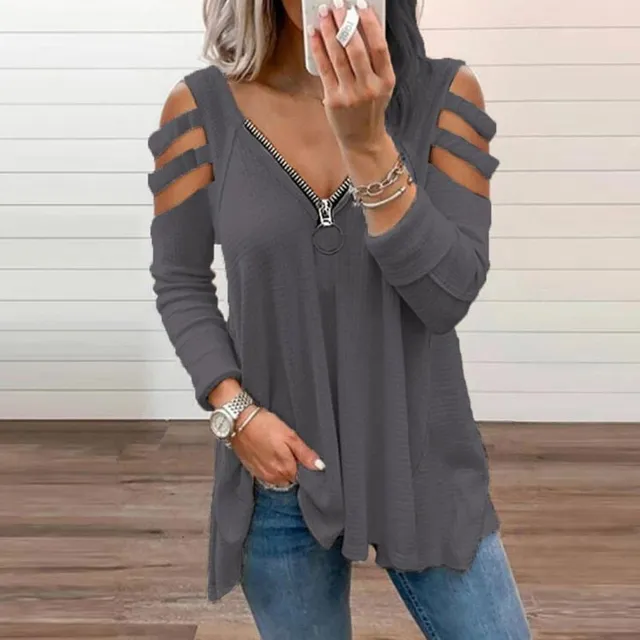 Women's blouse with shoulder slits with zipper